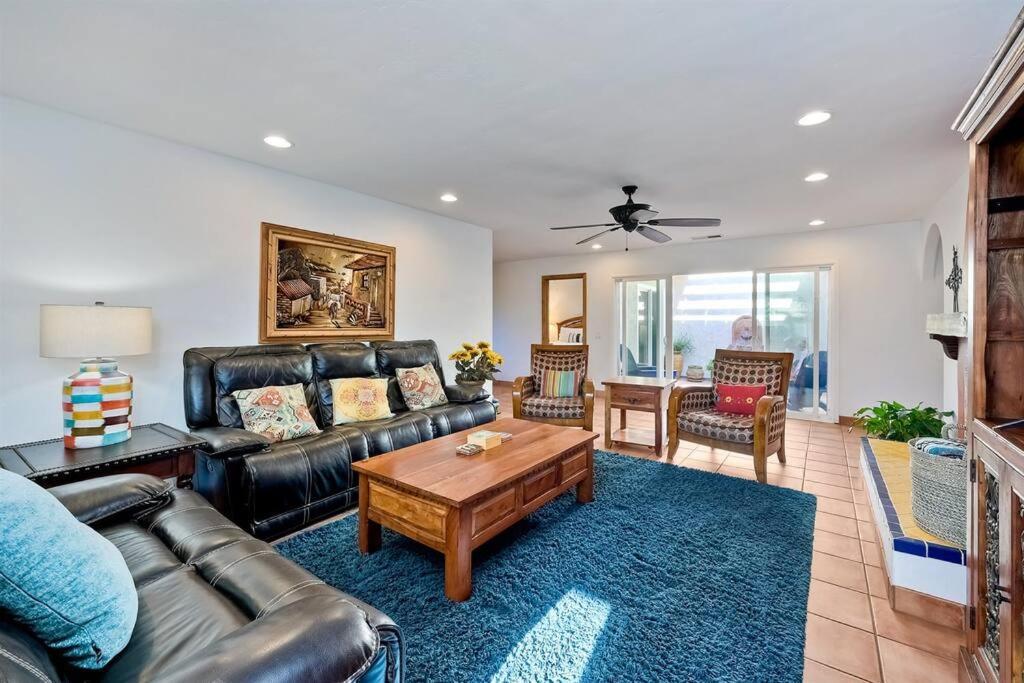 Great Group Retreat! Hacienda Decor, Spacious Floor Plan, Private Backyard Carlsbad Exterior foto