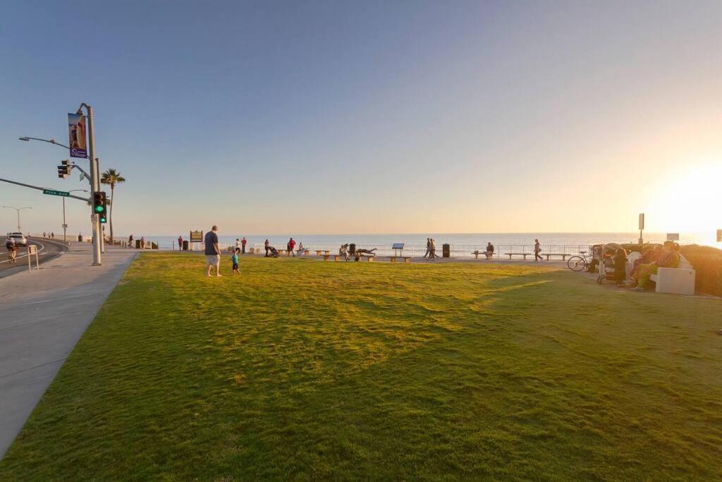 Great Group Retreat! Hacienda Decor, Spacious Floor Plan, Private Backyard Carlsbad Exterior foto